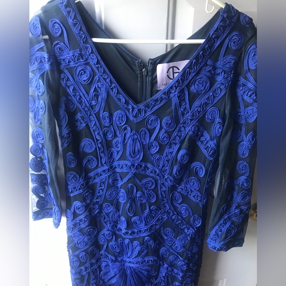 NWT $320 JS Collections stunning blue dress sheer sleeves  size 2 - Picture 2 of 9